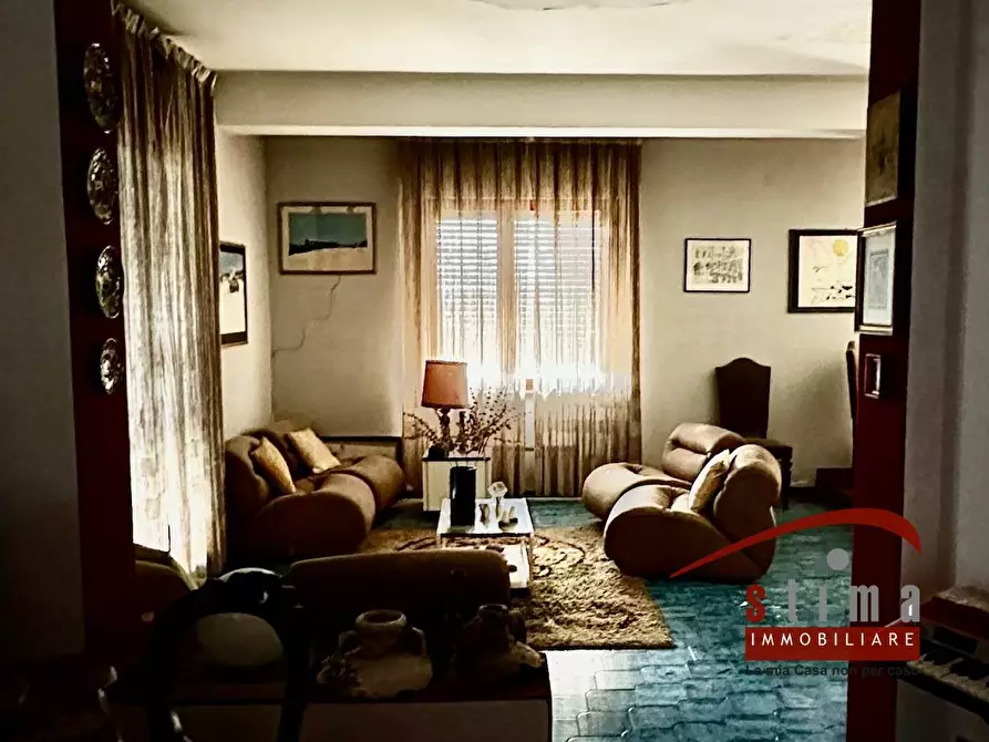 Immagine 27 di Villa in vendita  in via ovidio 14 a Siracusa