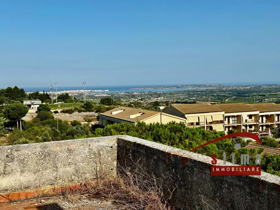 Immagine 46 di Villa in vendita  in via ovidio 14 a Siracusa