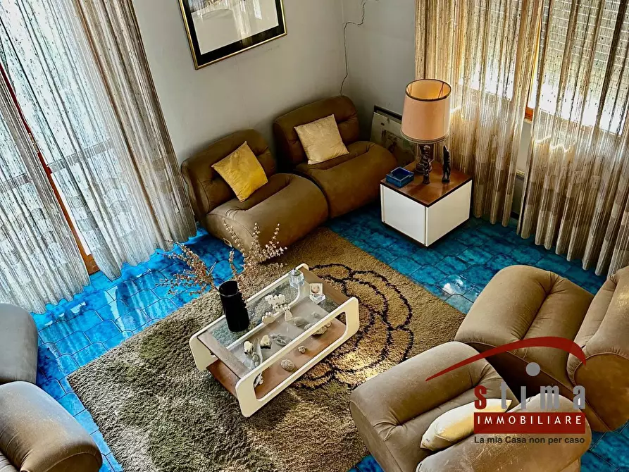 Immagine 47 di Villa in vendita  in via ovidio 14 a Siracusa