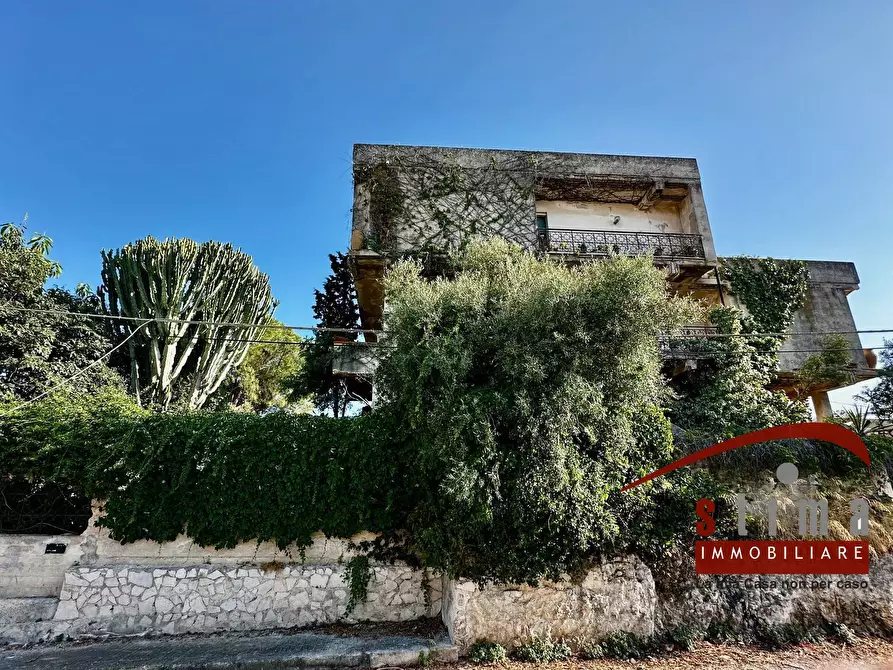 Immagine 48 di Villa in vendita  in via ovidio 14 a Siracusa