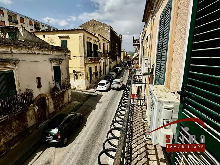 Immagine 13 di Casa semindipendente in affitto  in Via Aurispa 123 a Noto
