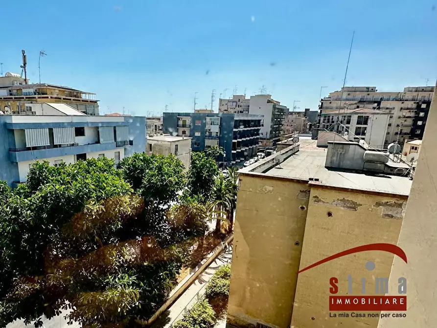 Immagine 2 di Appartamento in vendita  in via Sicilia 50 a Siracusa