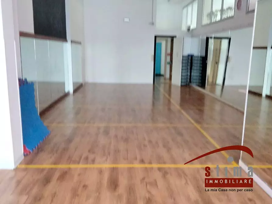 Immagine 1 di Locale commerciale in vendita  a Siracusa