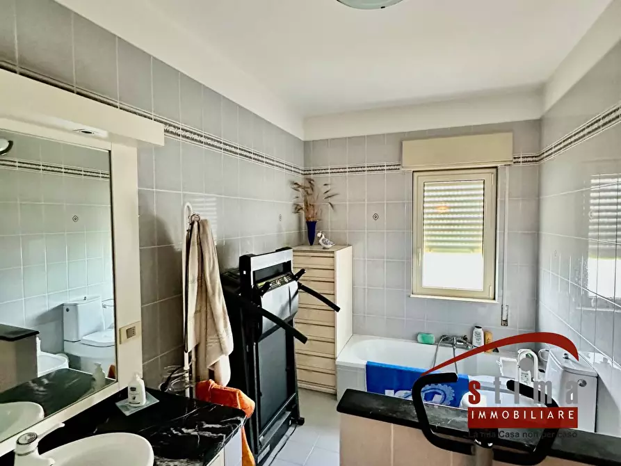 Immagine 11 di Appartamento in vendita  in via monte san vito a Siracusa