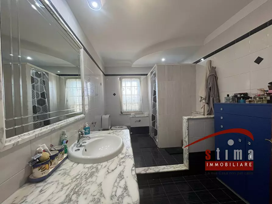 Immagine 10 di Villa in vendita  in via blanco a Siracusa