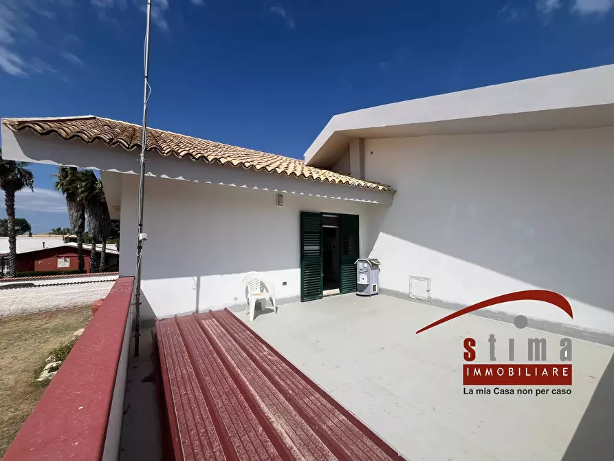 Immagine 21 di Villa in vendita  in via blanco a Siracusa
