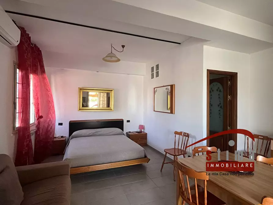 Immagine 33 di Villa in vendita  in via blanco a Siracusa