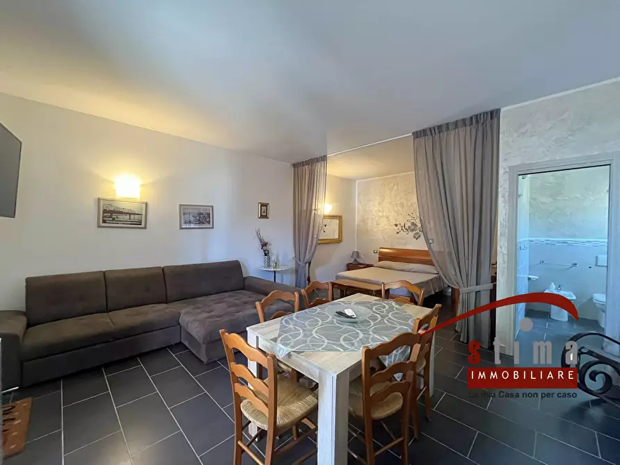 Immagine 42 di Villa in vendita  in via blanco a Siracusa