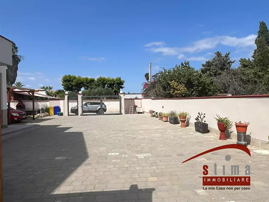 Immagine 6 di Villa in vendita  in via blanco a Siracusa