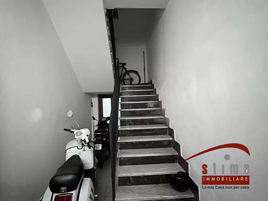 Immagine 12 di Box auto in vendita  in viale cadorna a Siracusa