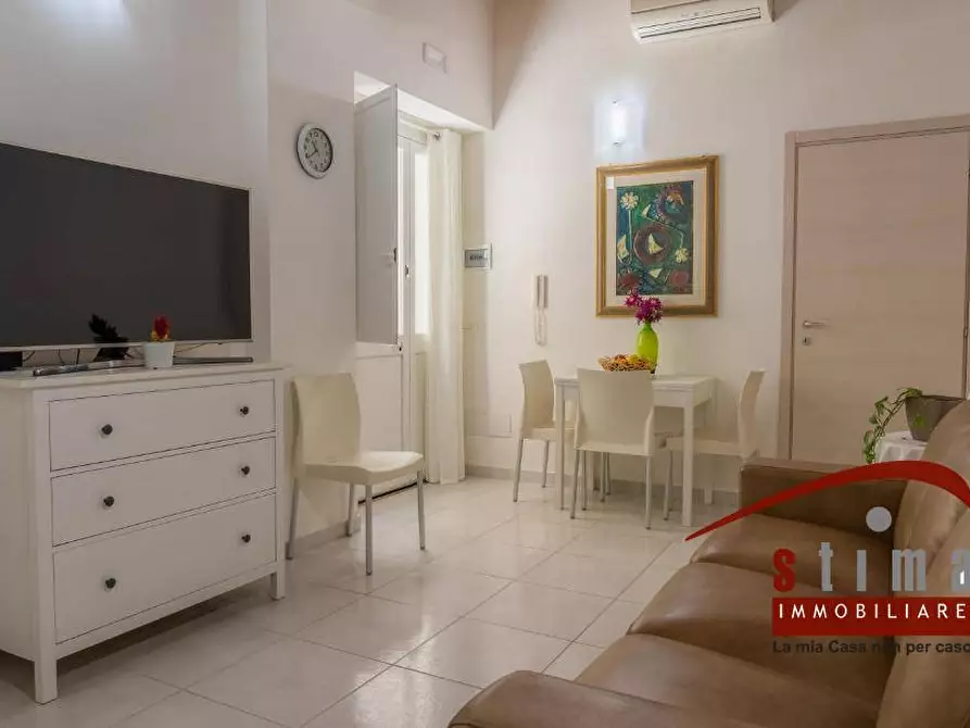 Immagine 8 di Palazzo in vendita  in via san pietro 26 a Siracusa