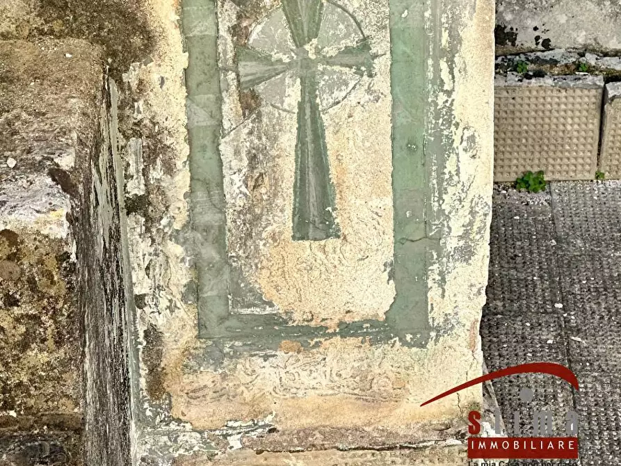 Immagine 35 di Palazzo in vendita  in via san pietro 26 a Siracusa