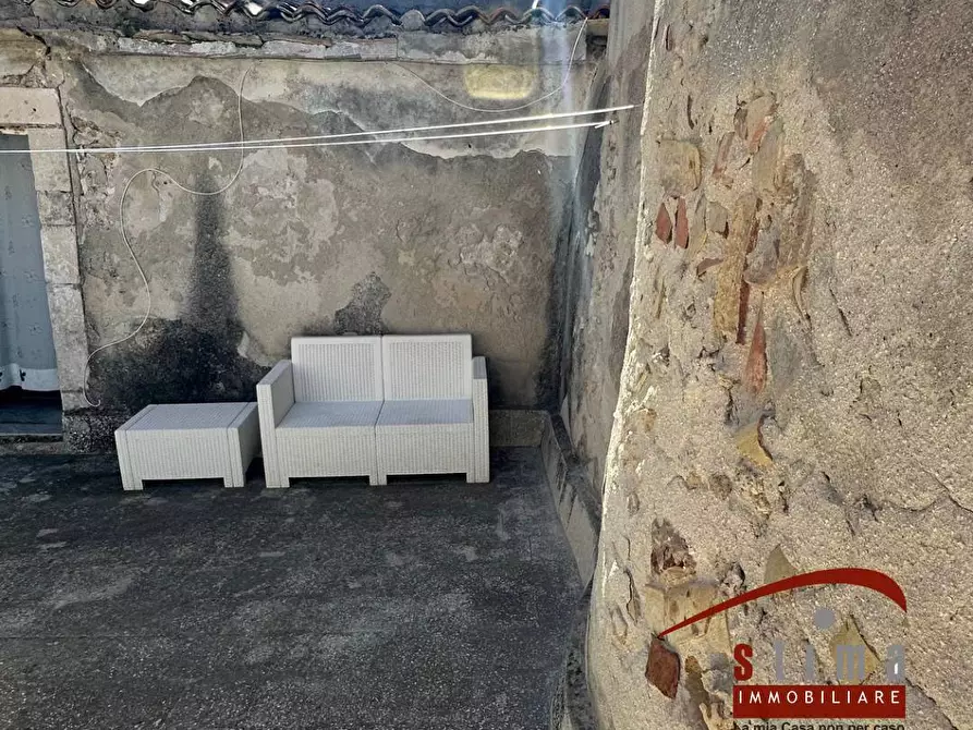 Immagine 32 di Palazzo in vendita  in via san pietro 26 a Siracusa