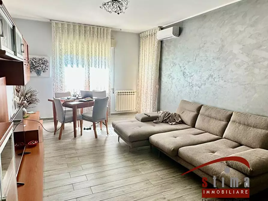 Immagine 12 di Appartamento in vendita  a Siracusa