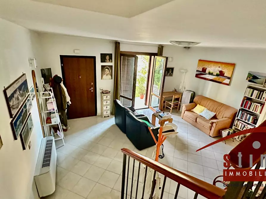 Immagine 6 di Villa in vendita  a Siracusa