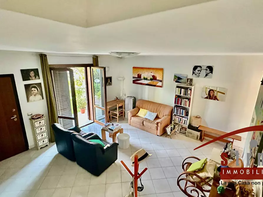 Immagine 18 di Villa in vendita  a Siracusa