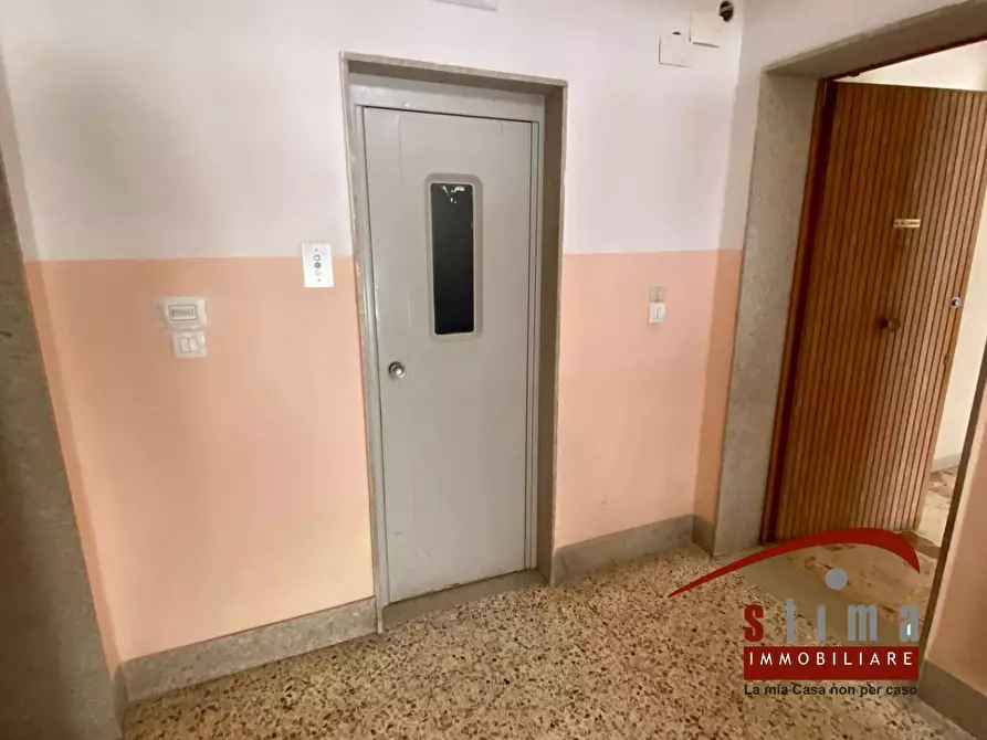 Immagine 3 di Appartamento in vendita  in viale epipoli 32 a Siracusa