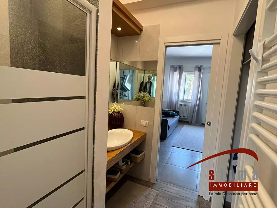Immagine 10 di Appartamento in vendita  in via Santi Amato 2 a Siracusa
