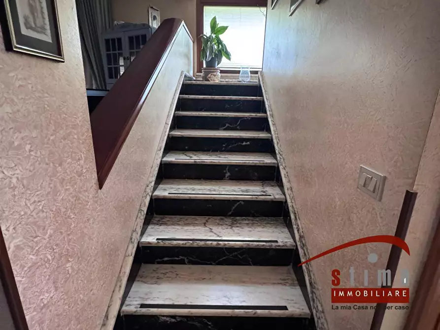 Immagine 22 di Villetta a schiera in vendita  in via Avola s.n. a Siracusa