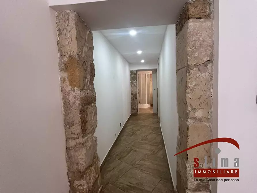 Immagine 3 di Appartamento in vendita  in via Pindaro 16 a Siracusa