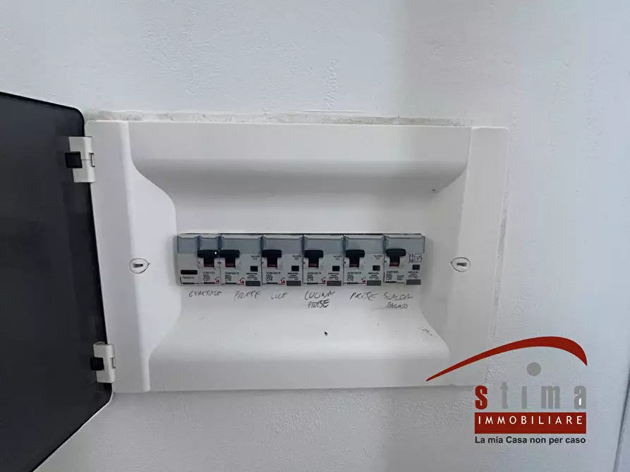 Immagine 13 di Appartamento in vendita  in via Pindaro 16 a Siracusa