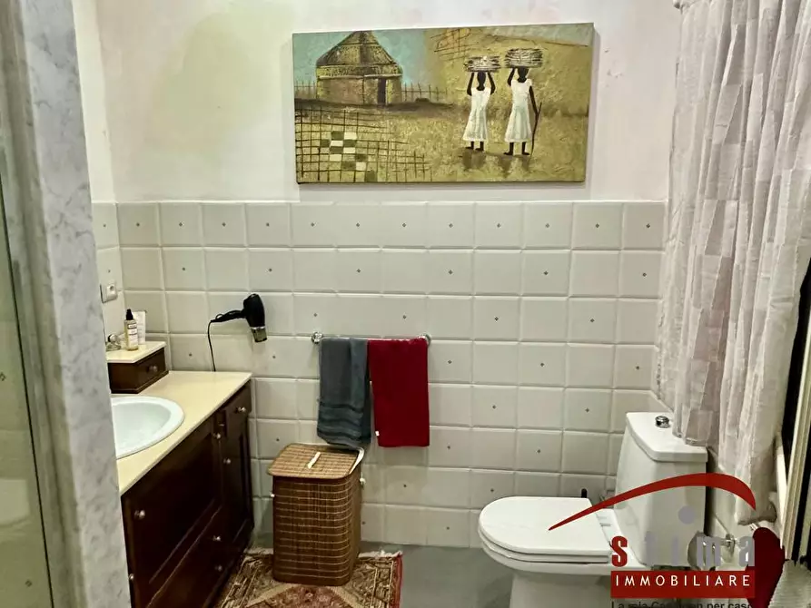 Immagine 12 di Palazzo in vendita  in Via Montegrappa 96 a Siracusa