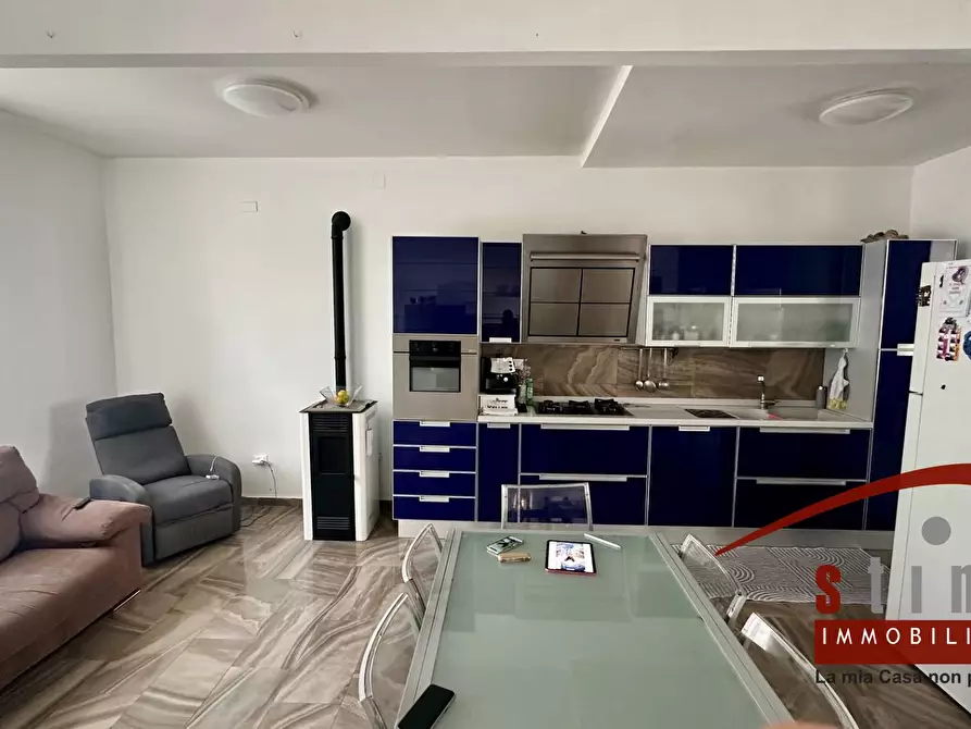 Immagine 27 di Palazzo in vendita  in Via Montegrappa 96 a Siracusa