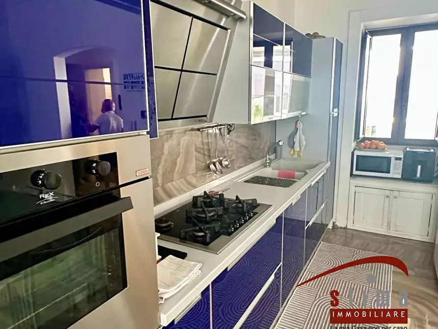 Immagine 28 di Palazzo in vendita  in Via Montegrappa 96 a Siracusa