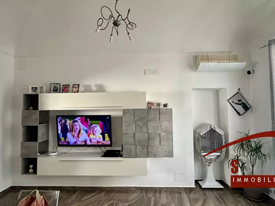Immagine 29 di Palazzo in vendita  in Via Montegrappa 96 a Siracusa