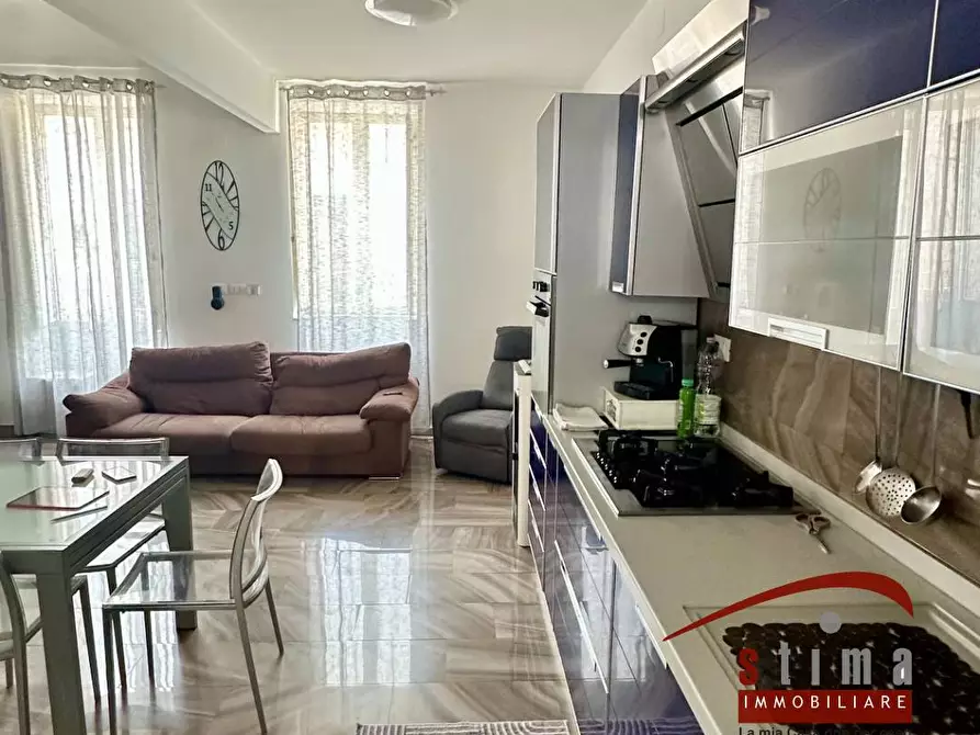 Immagine 30 di Palazzo in vendita  in Via Montegrappa 96 a Siracusa