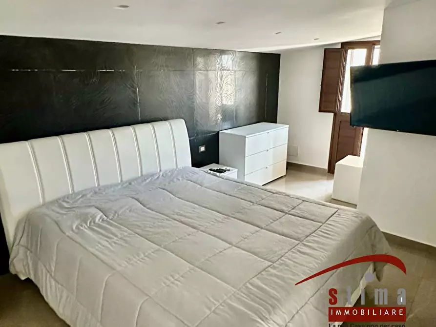 Immagine 47 di Palazzo in vendita  in Via Montegrappa 96 a Siracusa