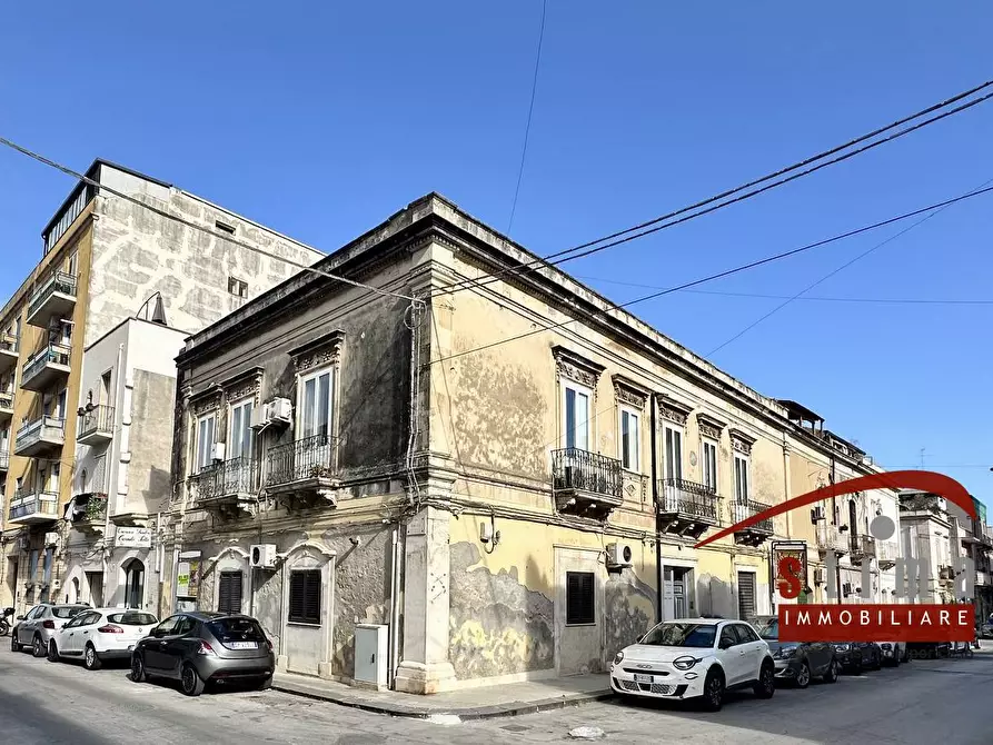 Immagine 57 di Palazzo in vendita  in Via Montegrappa 96 a Siracusa
