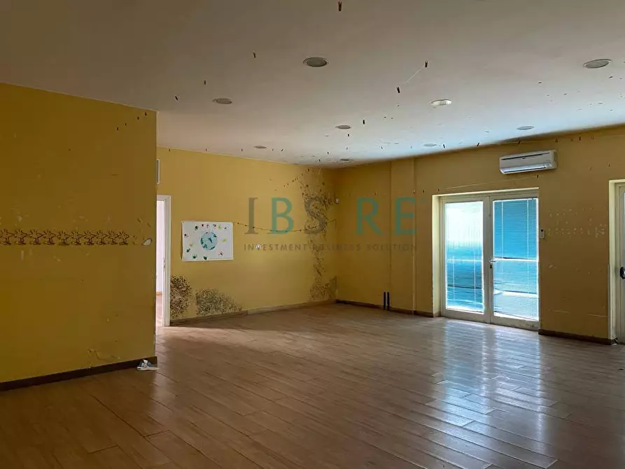 Immagine 7 di Palazzo in vendita  in Via Carlo Saraceni a Roma