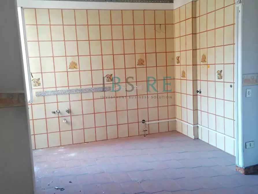 Immagine 5 di Appartamento in vendita  in piazza santa maria consolatrice 12 a Roma