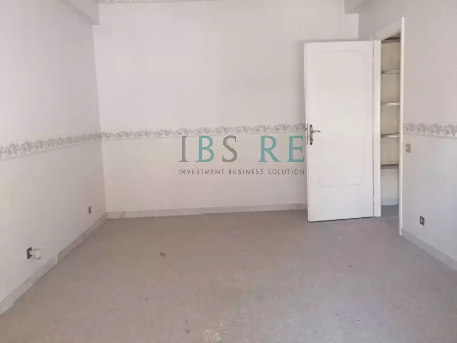 Immagine 10 di Appartamento in vendita  in piazza santa maria consolatrice 12 a Roma