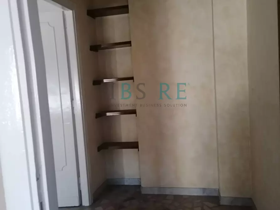 Immagine 11 di Appartamento in vendita  in piazza santa maria consolatrice 12 a Roma