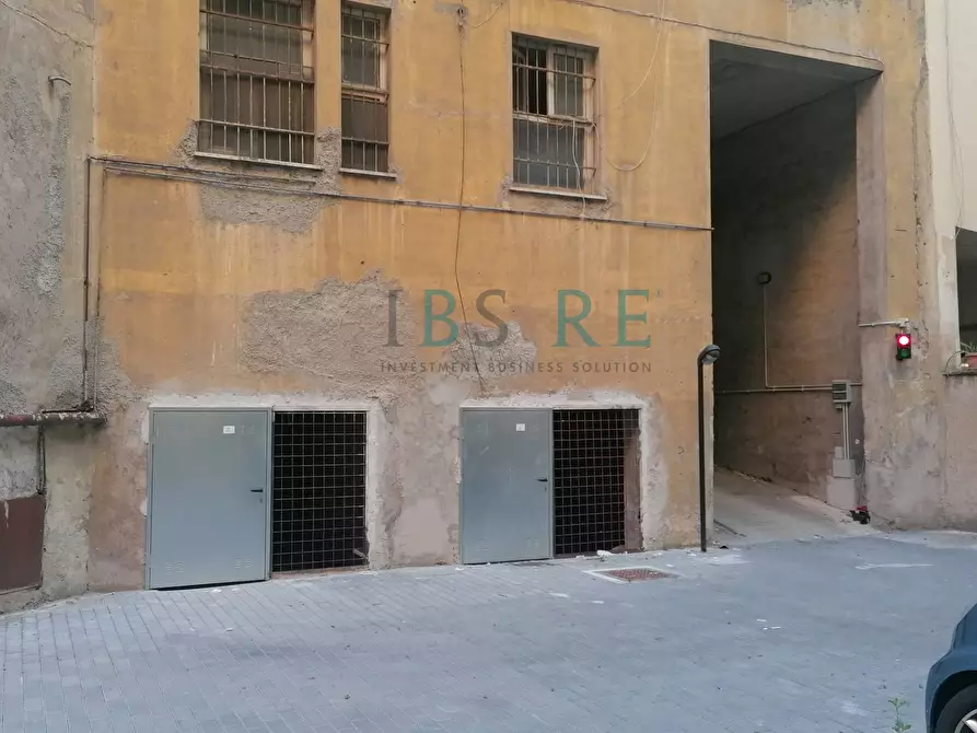 Immagine 6 di Magazzino in vendita  in Via Asinari Di San Marzano 13 a Roma