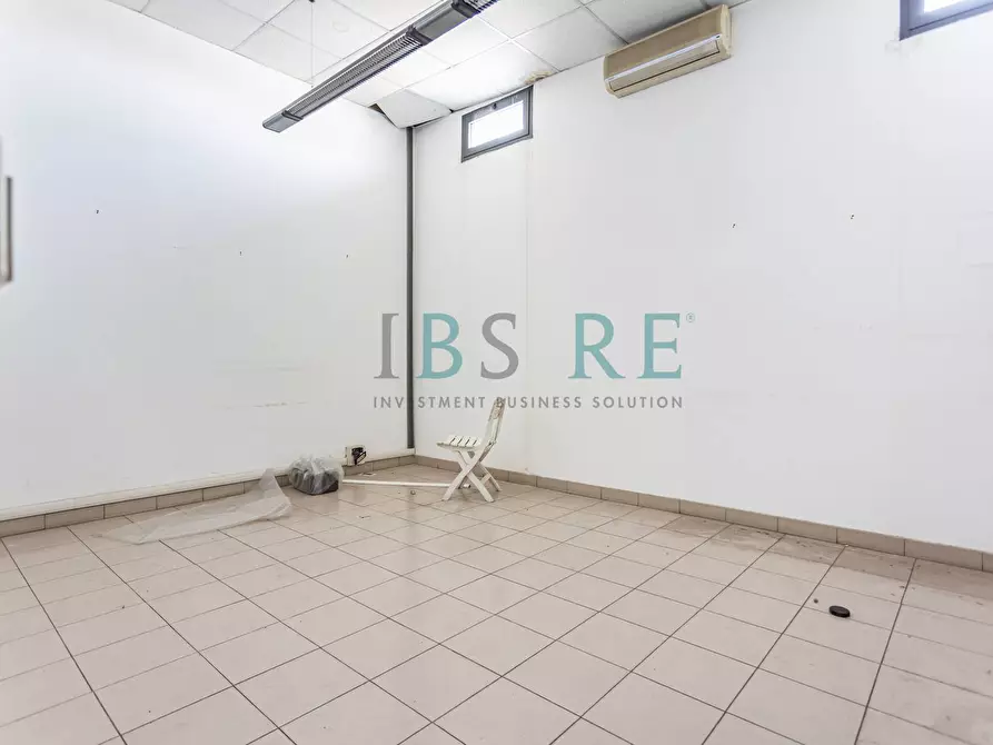 Immagine 8 di Laboratorio in vendita  in Via Giuseppe Gagliani Caputo a Roma