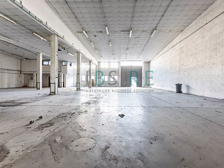 Immagine 12 di Laboratorio in vendita  in Via Giuseppe Gagliani Caputo a Roma