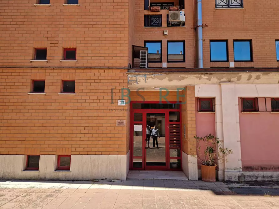 Immagine 1 di Ufficio in vendita  in Via Grazia Deledda a Roma