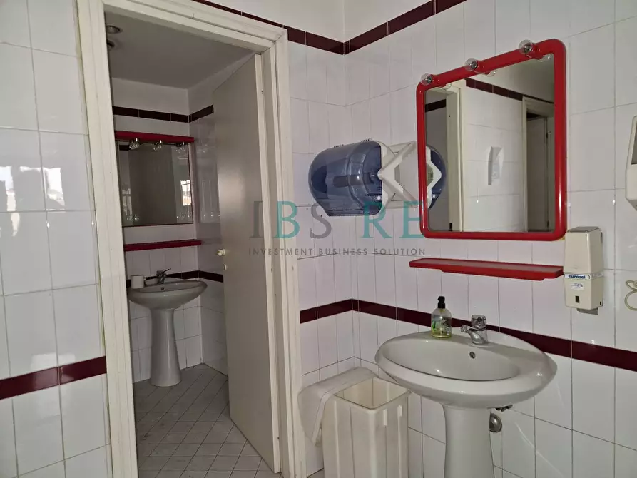 Immagine 19 di Ufficio in vendita  in Via Benedetto Croce 6 a Roma