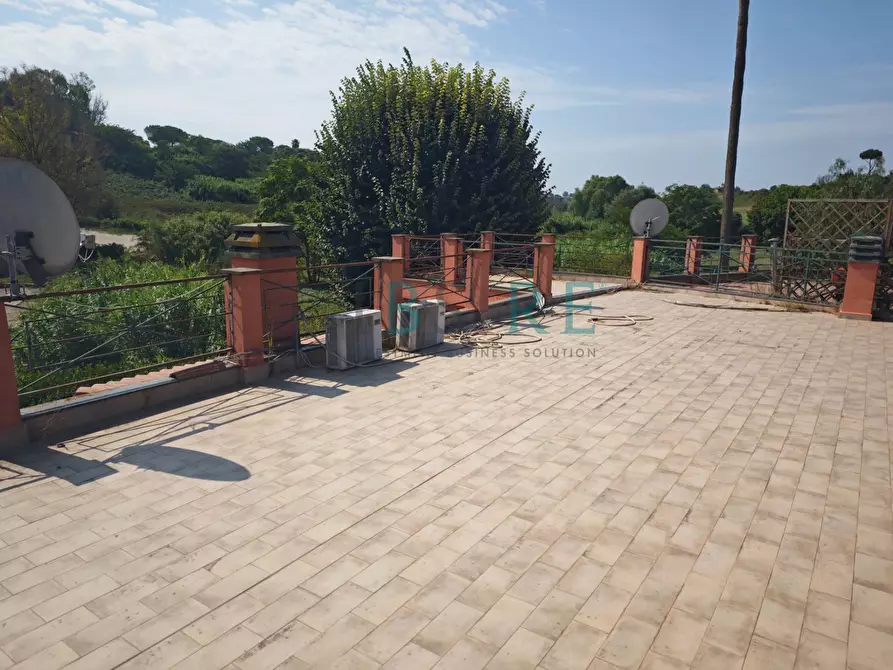 Immagine 9 di Appartamento in vendita  in Vicolo Silvestri a Roma