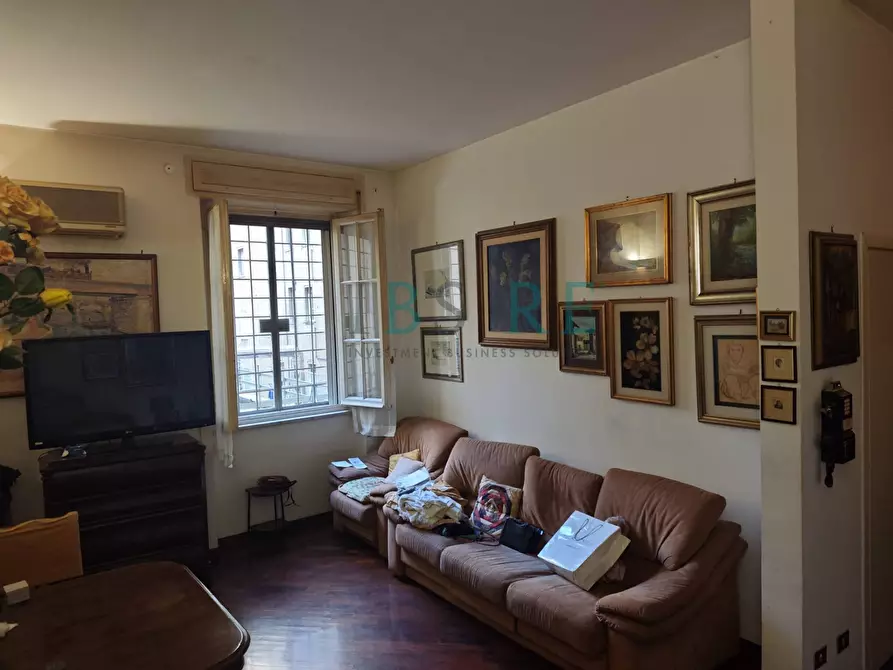 Immagine 4 di Appartamento in vendita  in Via Lago Di Lesina a Roma