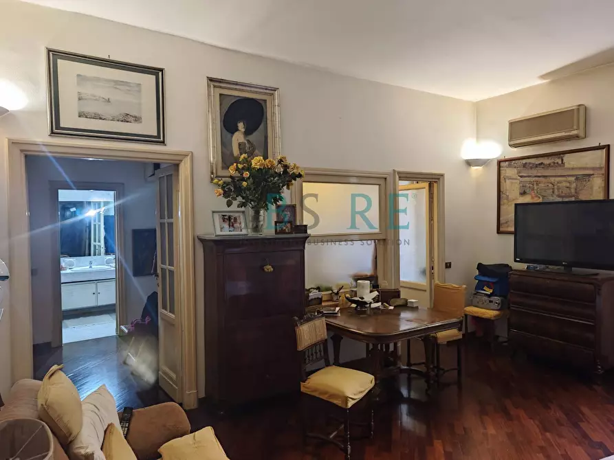 Immagine 5 di Appartamento in vendita  in Via Lago Di Lesina a Roma