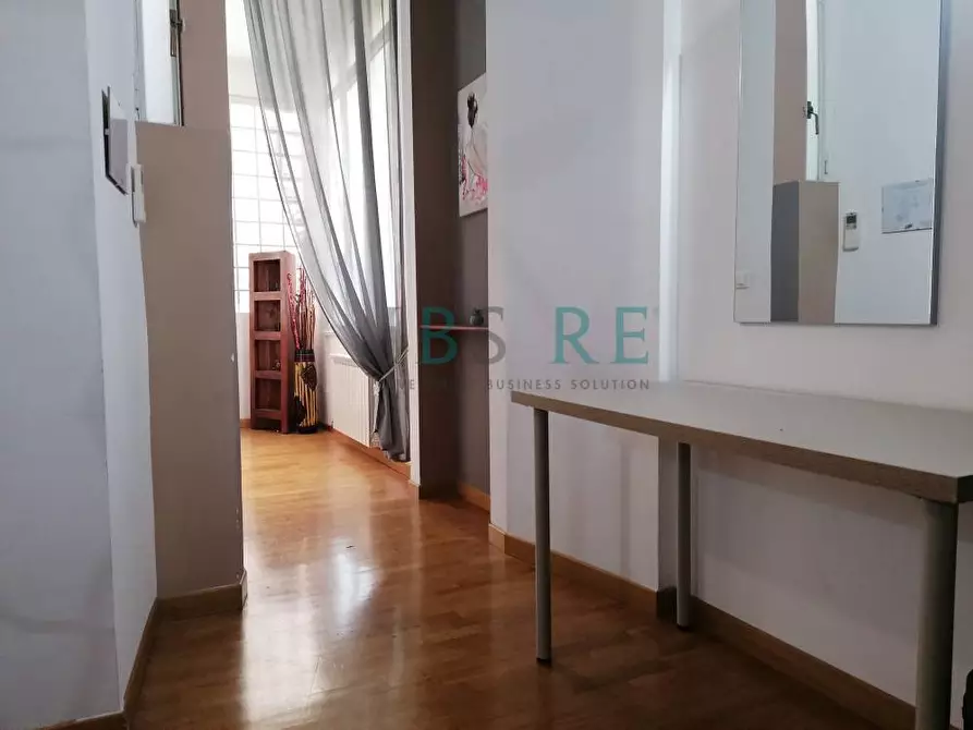 Immagine 14 di Appartamento in affitto  in Via Lucrezio Caro a Roma