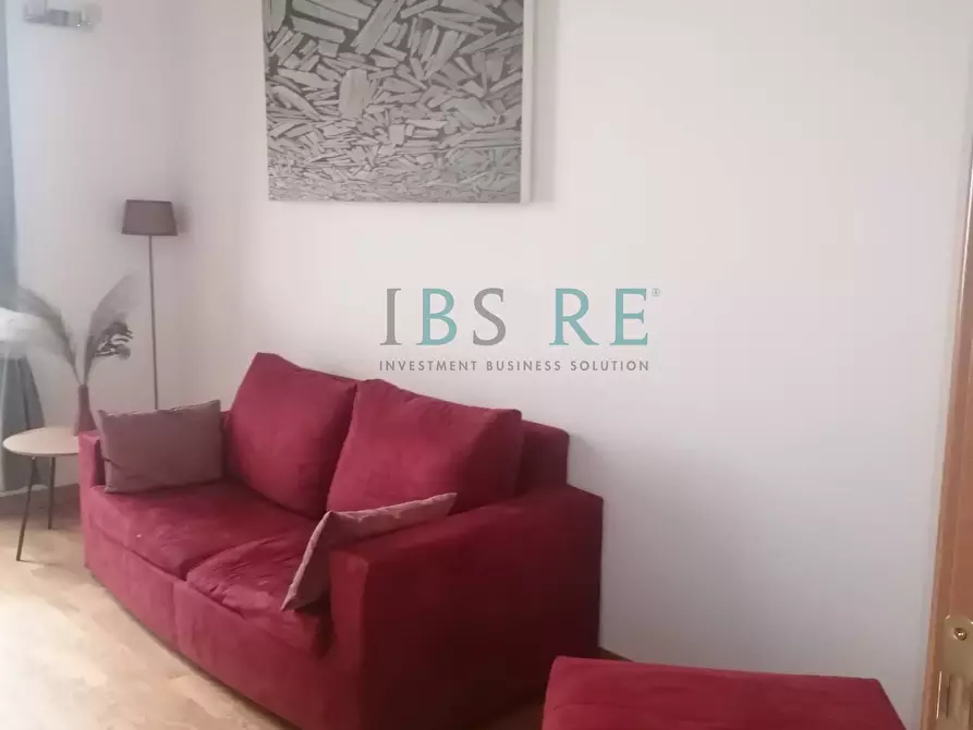 Immagine 5 di Appartamento in affitto  in Via Lucrezio Caro a Roma