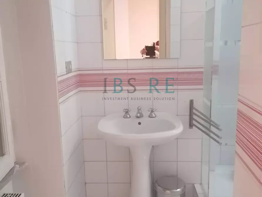 Immagine 14 di Appartamento in affitto  in piazza Mancini a Roma