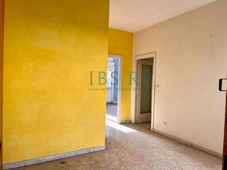 Immagine 3 di Appartamento in vendita  in Via Angiolo Cabrini a Roma