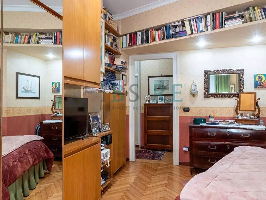 Immagine 15 di Appartamento in vendita  in Via di San Godenzo a Roma