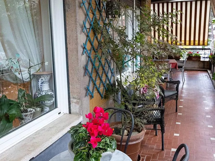 Immagine 10 di Appartamento in vendita  in Via di San Godenzo a Roma